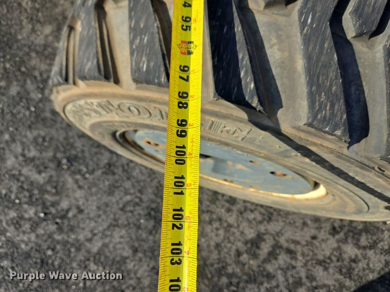 image for item EC3992 2013 Moffett M55.4 forklift