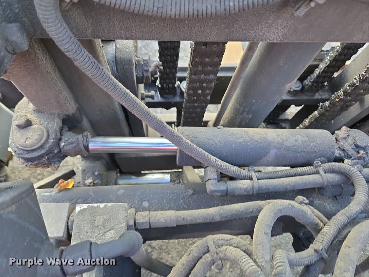 image for item EC3992 2013 Moffett M55.4 forklift