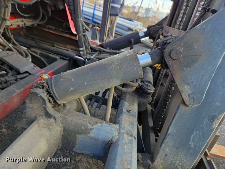 image for item EC3992 2013 Moffett M55.4 forklift