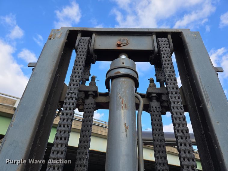 image for item EC3992 2013 Moffett M55.4 forklift