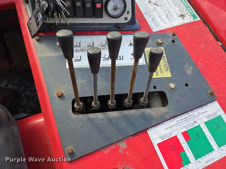 image for item EC3992 2013 Moffett M55.4 forklift