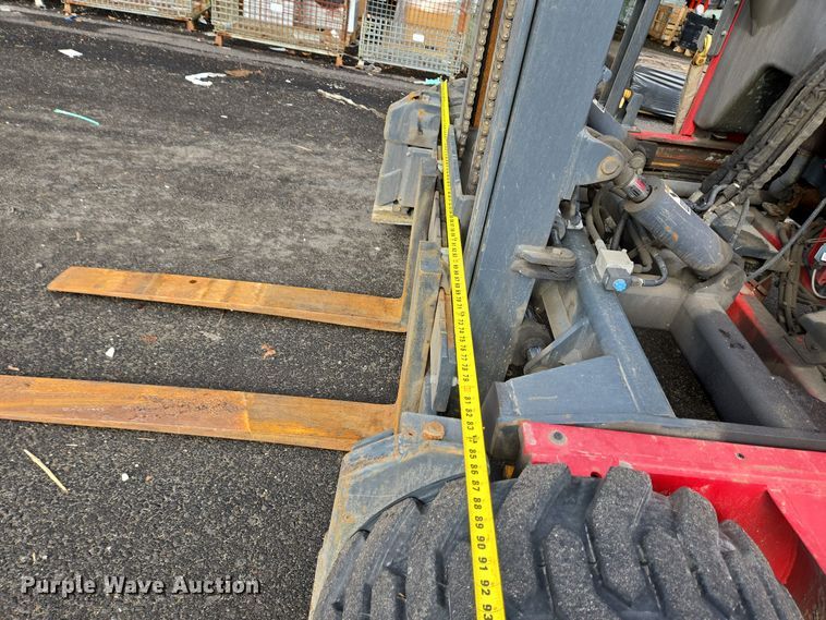 image for item EC3993 2012 Moffett M55.4 forklift