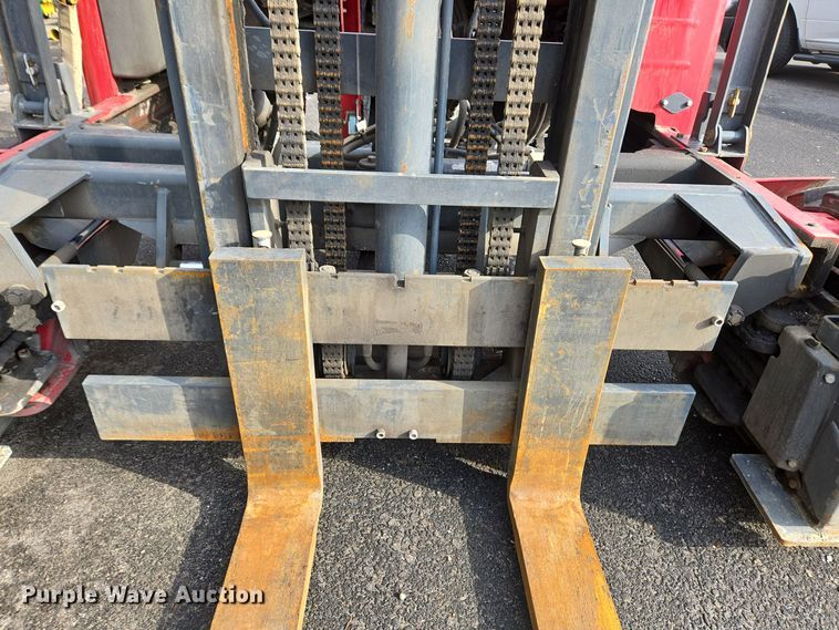 image for item EC3993 2012 Moffett M55.4 forklift