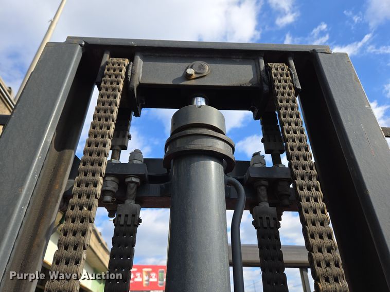 image for item EC3993 2012 Moffett M55.4 forklift