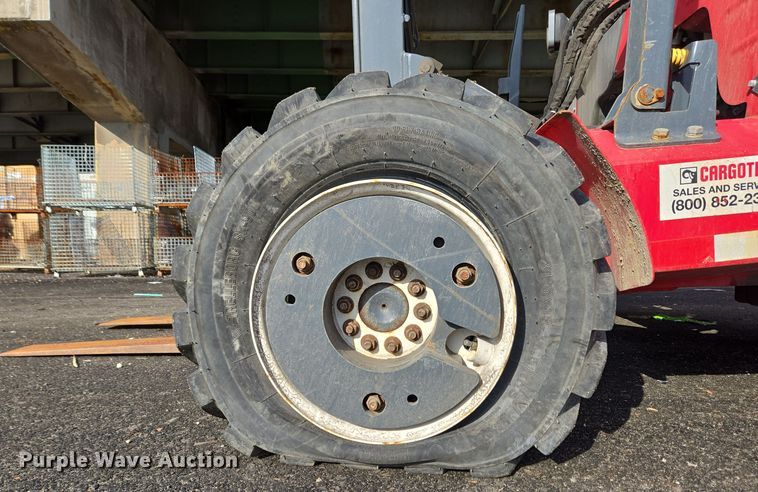 image for item EC3993 2012 Moffett M55.4 forklift