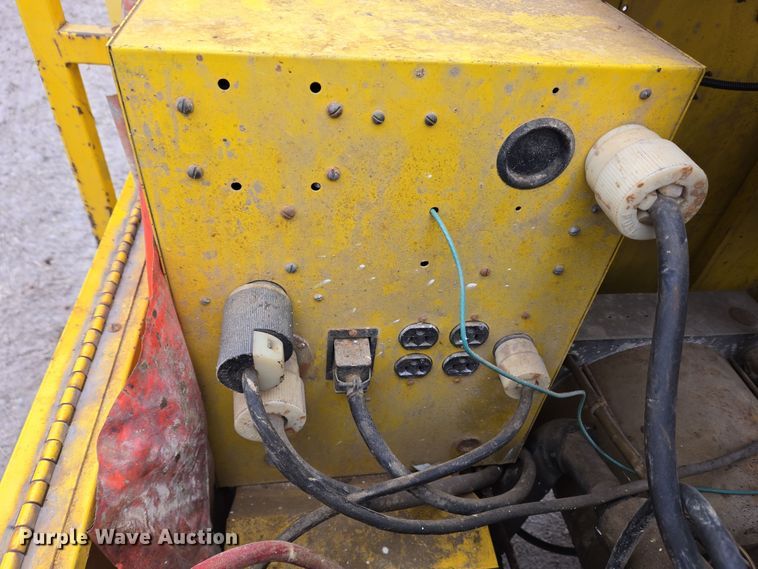 image for item EC3999 Hesco 404007 generator