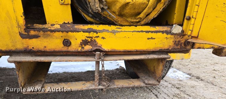 image for item EC3999 Hesco 404007 generator