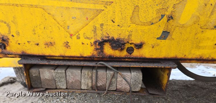 image for item EC3999 Hesco 404007 generator