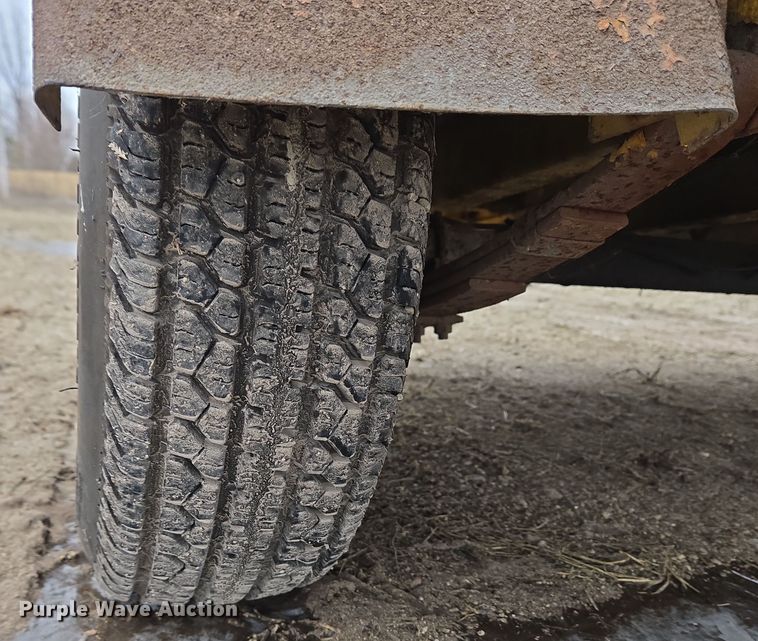 image for item EC3999 Hesco 404007 generator