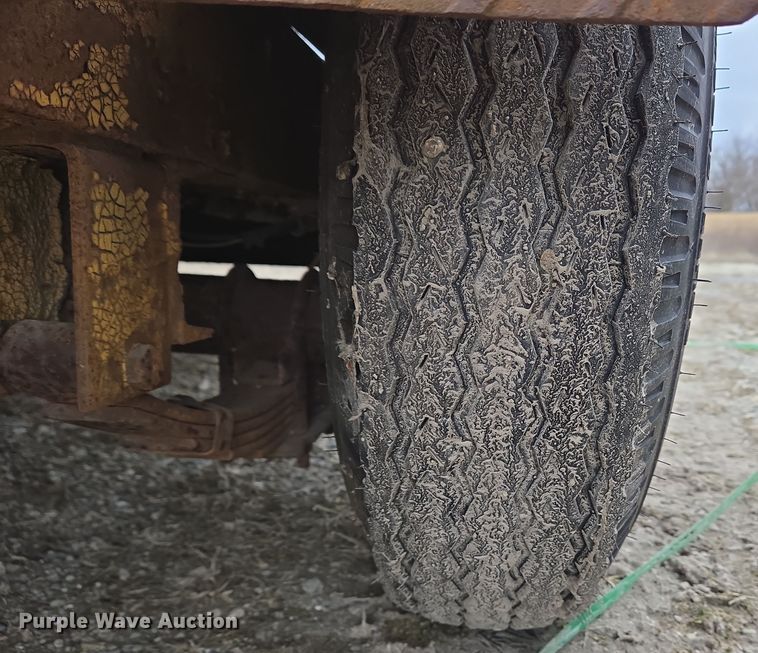 image for item EC4000 1989 Butler TS 610D utility trailer