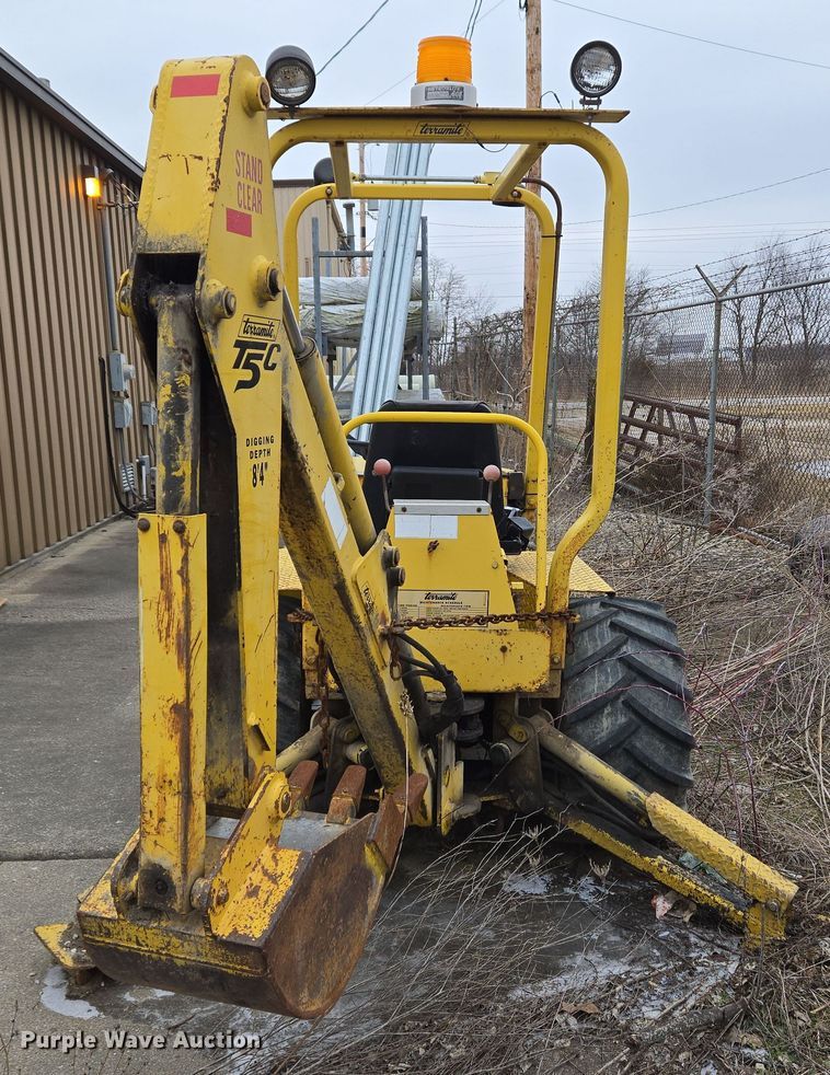 image for item EC4001 1997 Terramite T5C backhoe
