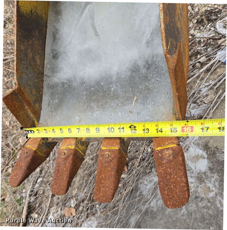 image for item EC4001 1997 Terramite T5C backhoe