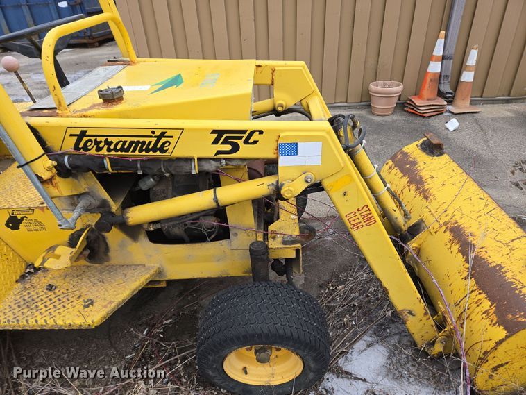 image for item EC4001 1997 Terramite T5C backhoe