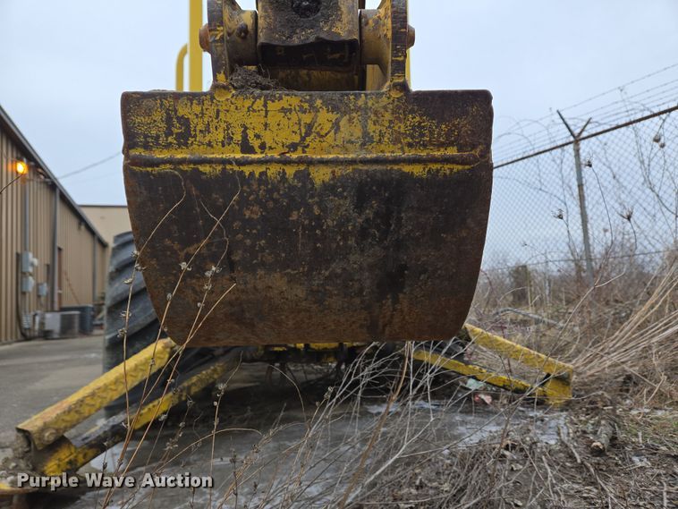 image for item EC4001 1997 Terramite T5C backhoe