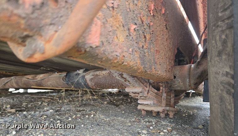 image for item EC4004 1982 Owens Classic equipment trailer