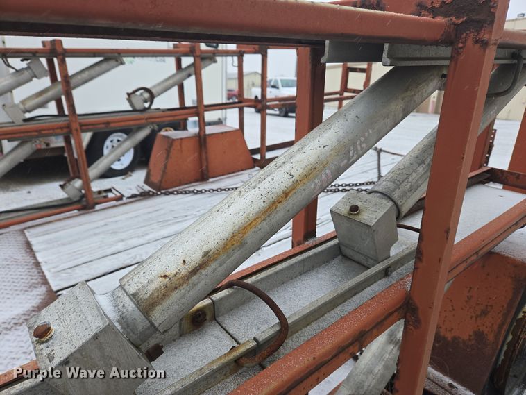 image for item EC4004 1982 Owens Classic equipment trailer