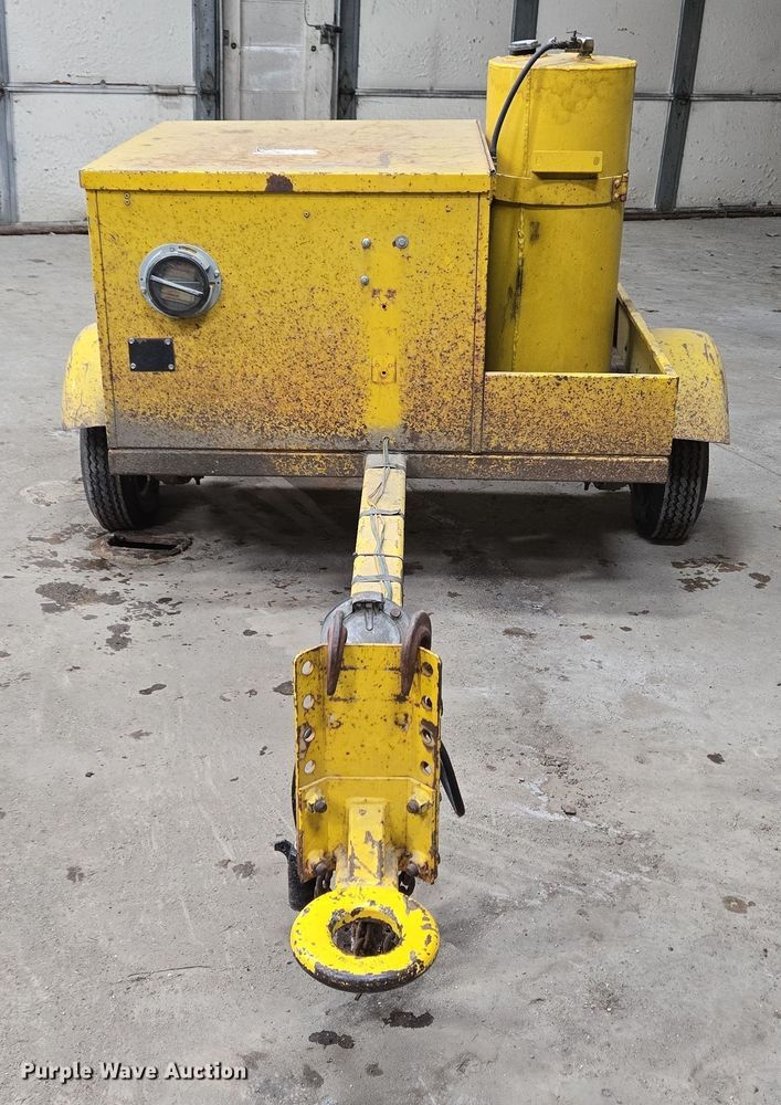 image for item EC4005 HESCO 3250-05 generator