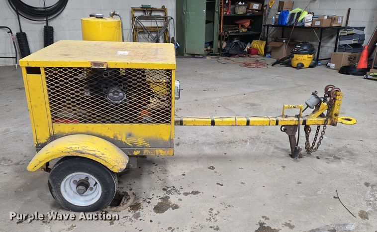 image for item EC4005 HESCO 3250-05 generator