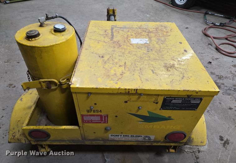 image for item EC4005 HESCO 3250-05 generator