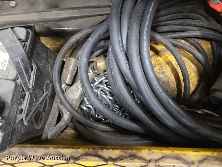 image for item EC4005 HESCO 3250-05 generator