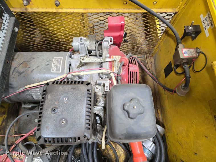 image for item EC4005 HESCO 3250-05 generator