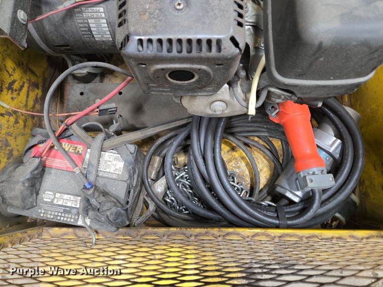 image for item EC4005 HESCO 3250-05 generator