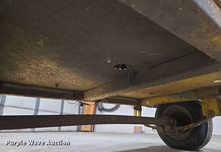 image for item EC4005 HESCO 3250-05 generator