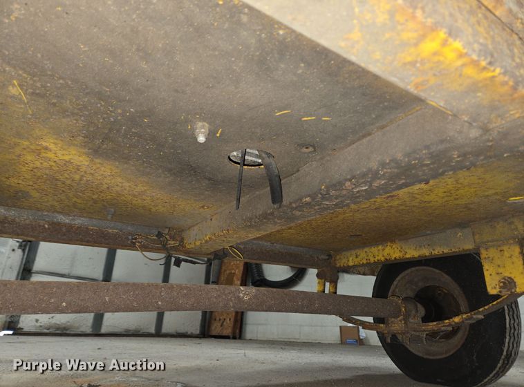 image for item EC4005 HESCO 3250-05 generator