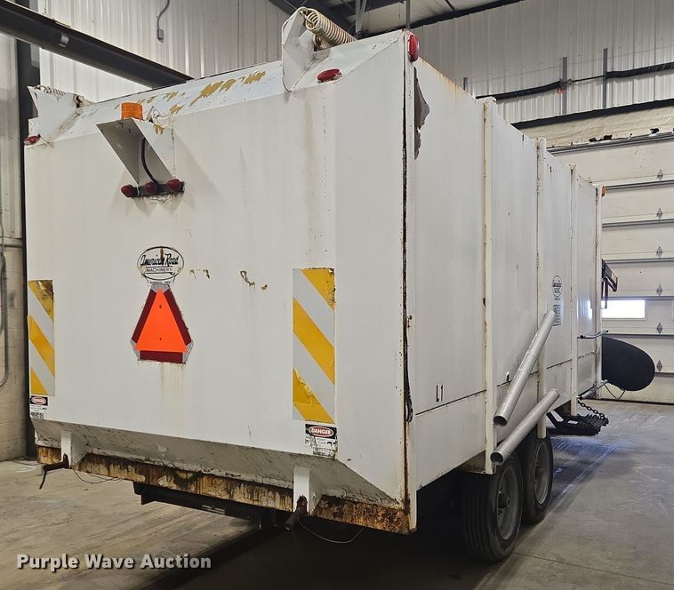 image for item EC4007 2009 American Road Machinery ALC25 leaf vacuum