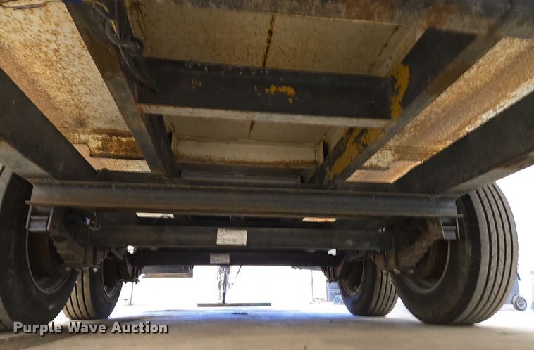 image for item EC4007 2009 American Road Machinery ALC25 leaf vacuum