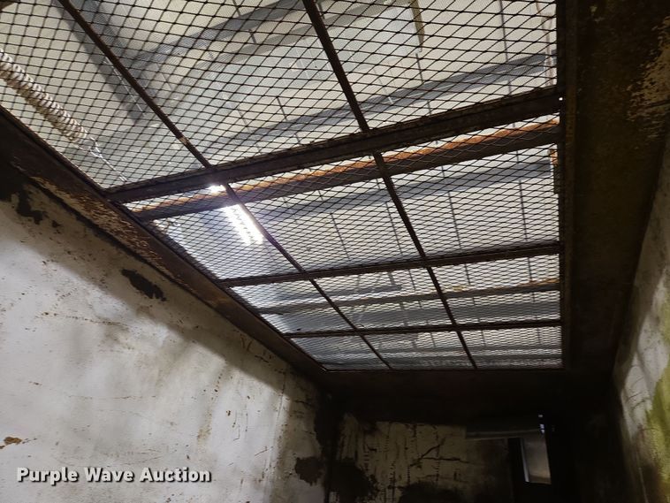 image for item EC4007 2009 American Road Machinery ALC25 leaf vacuum