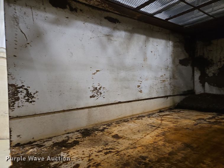 image for item EC4007 2009 American Road Machinery ALC25 leaf vacuum