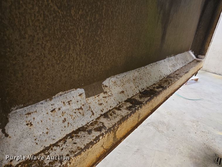 image for item EC4007 2009 American Road Machinery ALC25 leaf vacuum