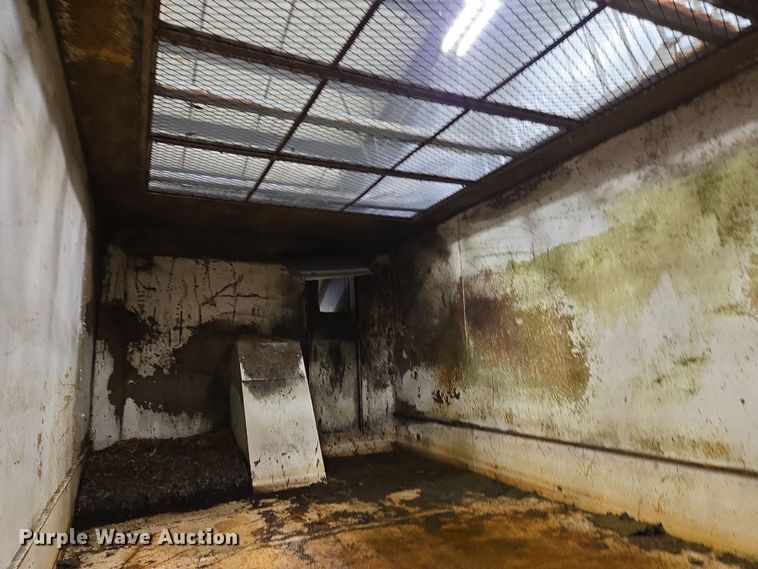 image for item EC4007 2009 American Road Machinery ALC25 leaf vacuum