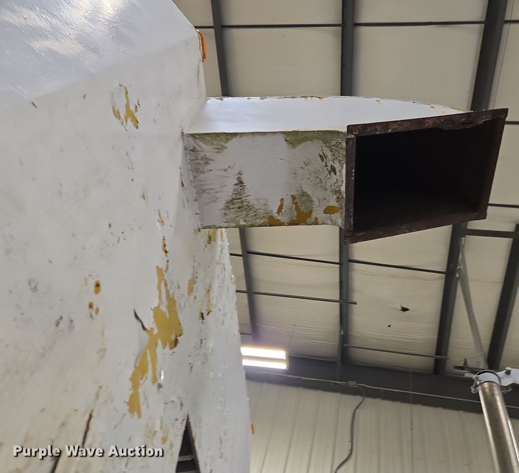 image for item EC4007 2009 American Road Machinery ALC25 leaf vacuum