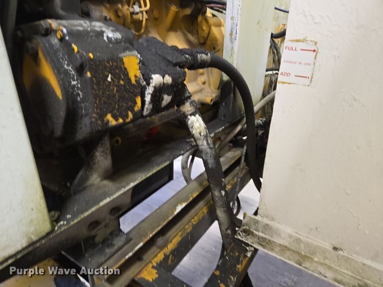 image for item EC4007 2009 American Road Machinery ALC25 leaf vacuum