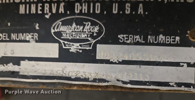 image for item EC4007 2009 American Road Machinery ALC25 leaf vacuum