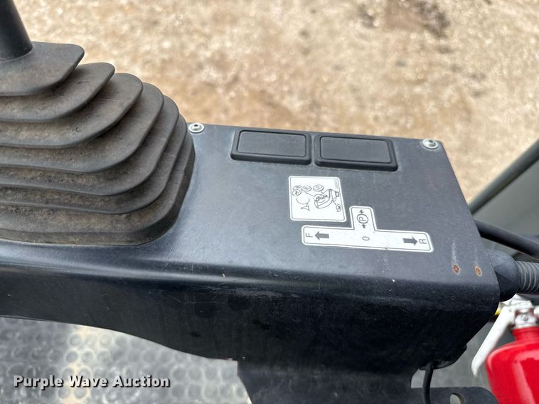 image for item ED5487 2019 Wacker Neuson RC50 single drum vibratory roller