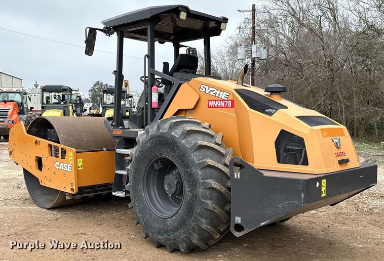 image for item ED5488 2020 Case SV211E single drum vibratory roller