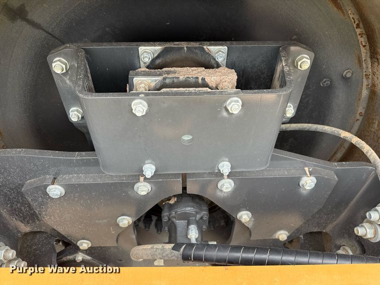 image for item ED5488 2020 Case SV211E single drum vibratory roller