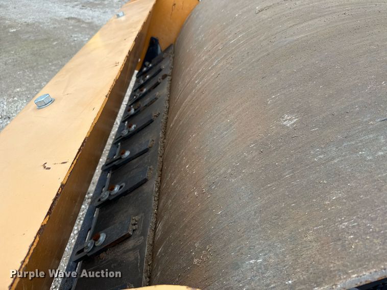 image for item ED5488 2020 Case SV211E single drum vibratory roller