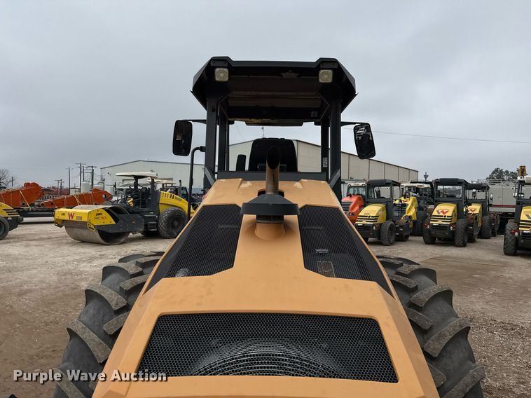 image for item ED5488 2020 Case SV211E single drum vibratory roller