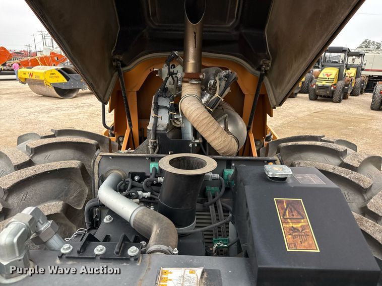 image for item ED5488 2020 Case SV211E single drum vibratory roller