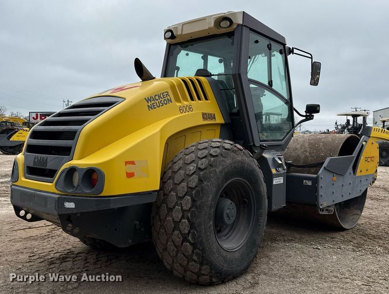 image for item ED5490 2019 Wacker Neuson RC110 single drum vibratory roller