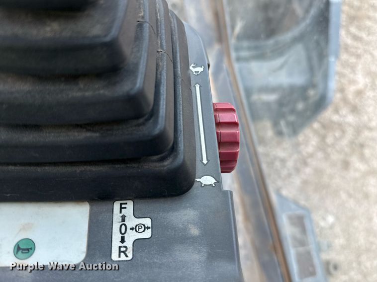 image for item ED5490 2019 Wacker Neuson RC110 single drum vibratory roller