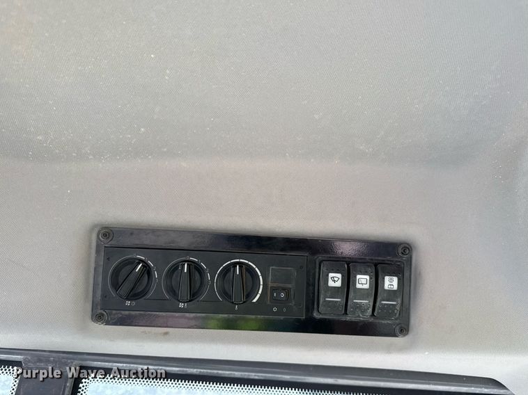 image for item ED5490 2019 Wacker Neuson RC110 single drum vibratory roller