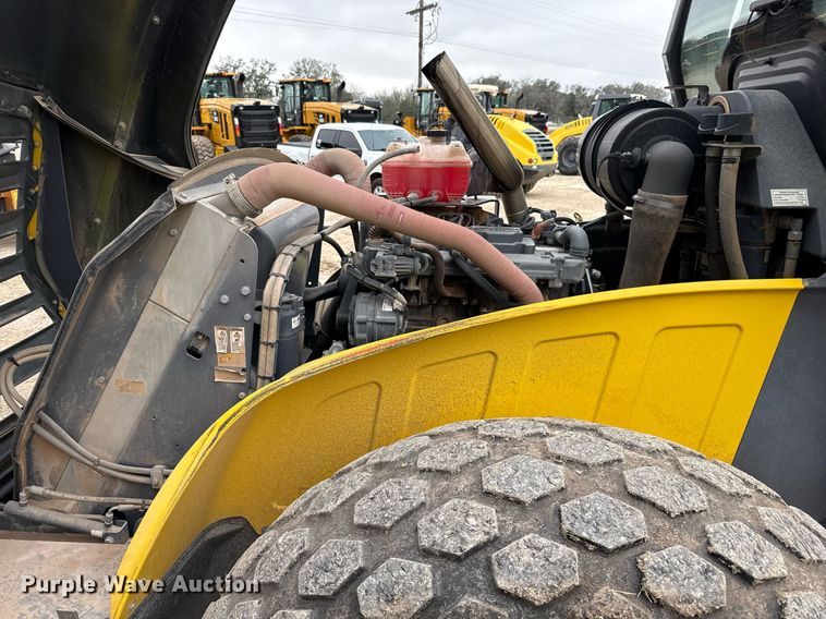 image for item ED5490 2019 Wacker Neuson RC110 single drum vibratory roller