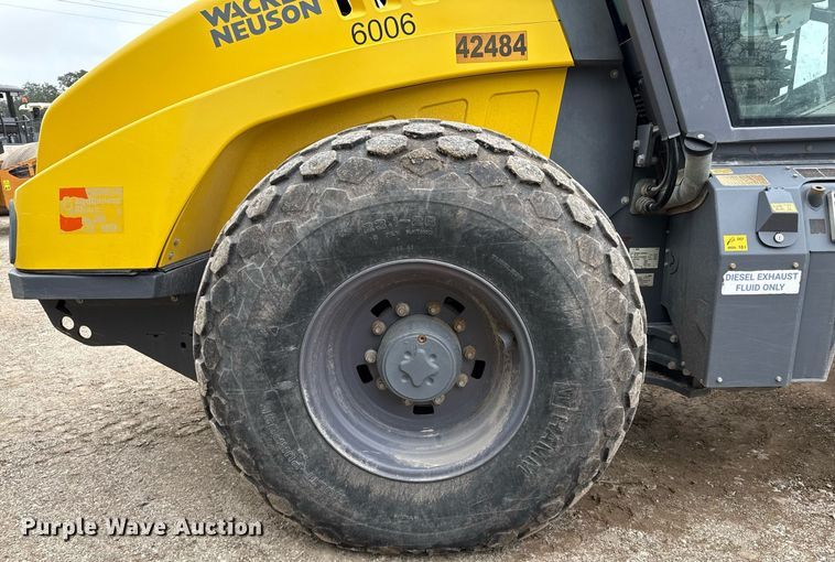 image for item ED5490 2019 Wacker Neuson RC110 single drum vibratory roller