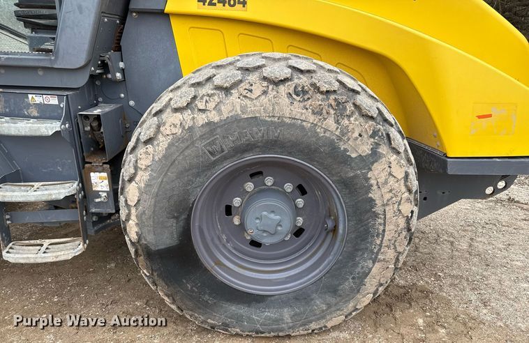 image for item ED5490 2019 Wacker Neuson RC110 single drum vibratory roller