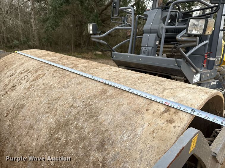 image for item ED5491 2020 Wacker Neuson RC110 single drum vibratory roller